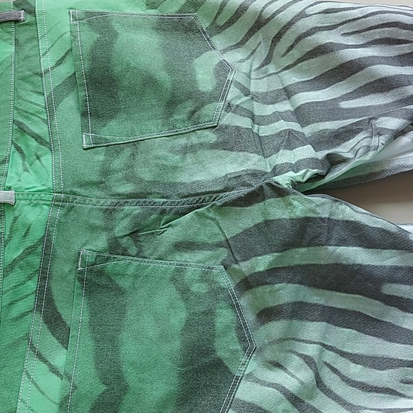 GOLFINO ♡ Ladies Golf Shorts - Picture 7 of 10